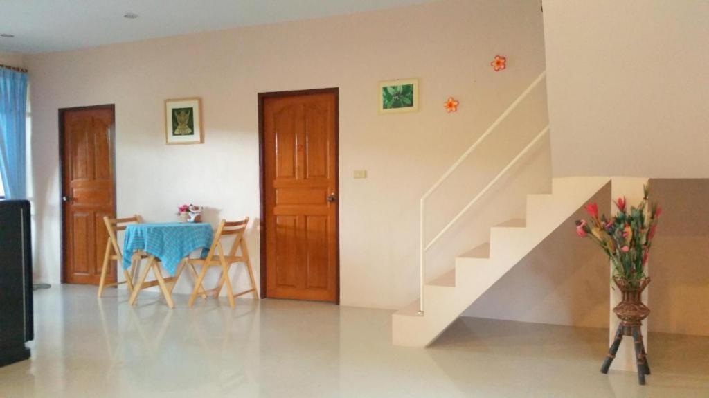 Tanaosri & Creekside Resort Suan Phueng Zewnętrze zdjęcie