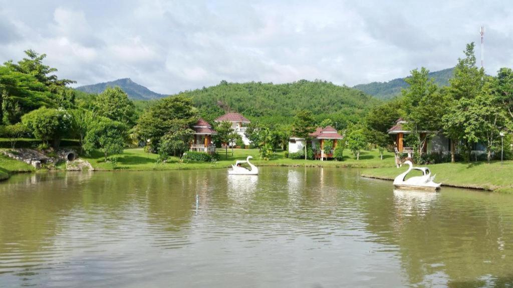Tanaosri & Creekside Resort Suan Phueng Zewnętrze zdjęcie